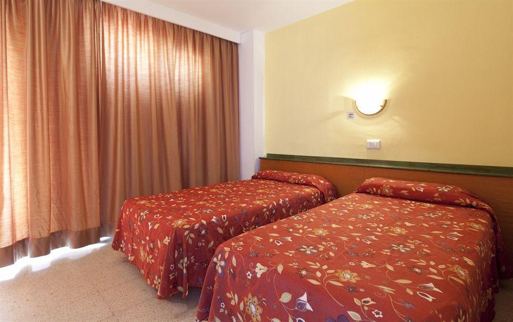 Apartamentos Sol Y Vera Magaluf  Dış mekan fotoğraf